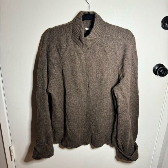 NWOT Reformation Garrett Cashmere Oversized Turtleneck - Picture 3 of 10